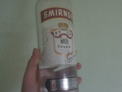 Smirnoff Vodka (пола испиена)